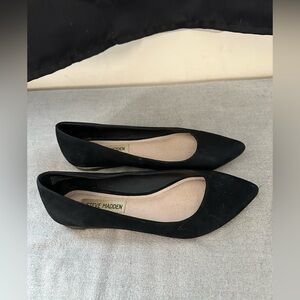 Steve Madden Edge Black Women's Suede Flats